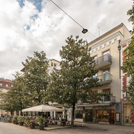 Meran Center Exterior foto